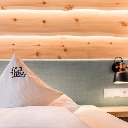 Pension Haus Tirol Лайон Екстериор снимка
