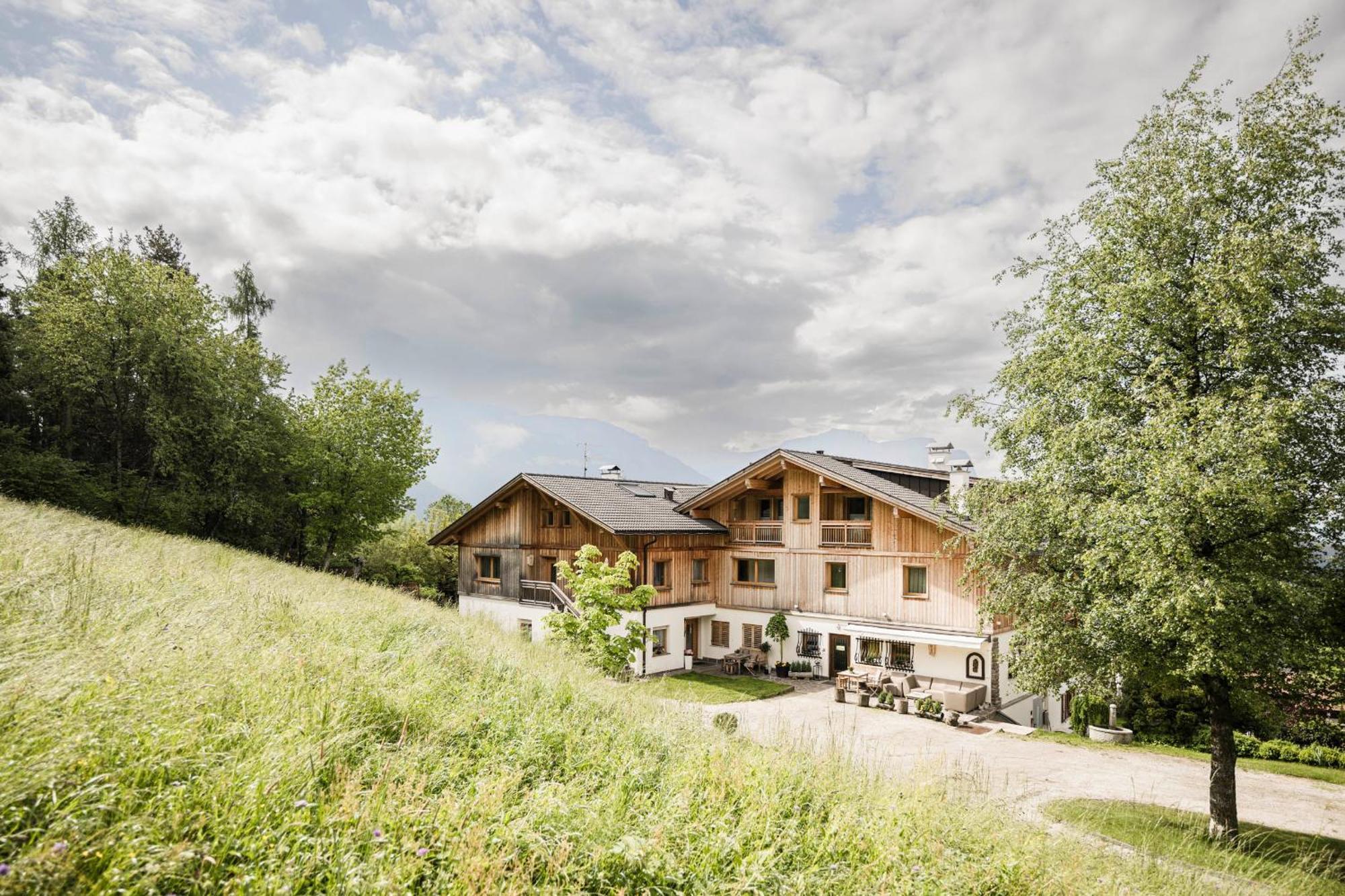 Pension Haus Tirol Лайон Екстериор снимка
