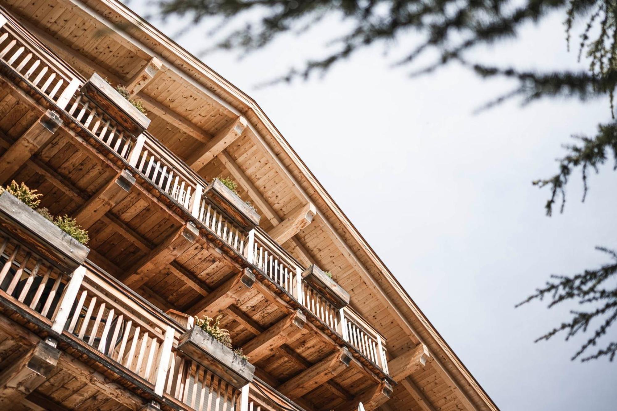 Pension Haus Tirol Лайон Екстериор снимка