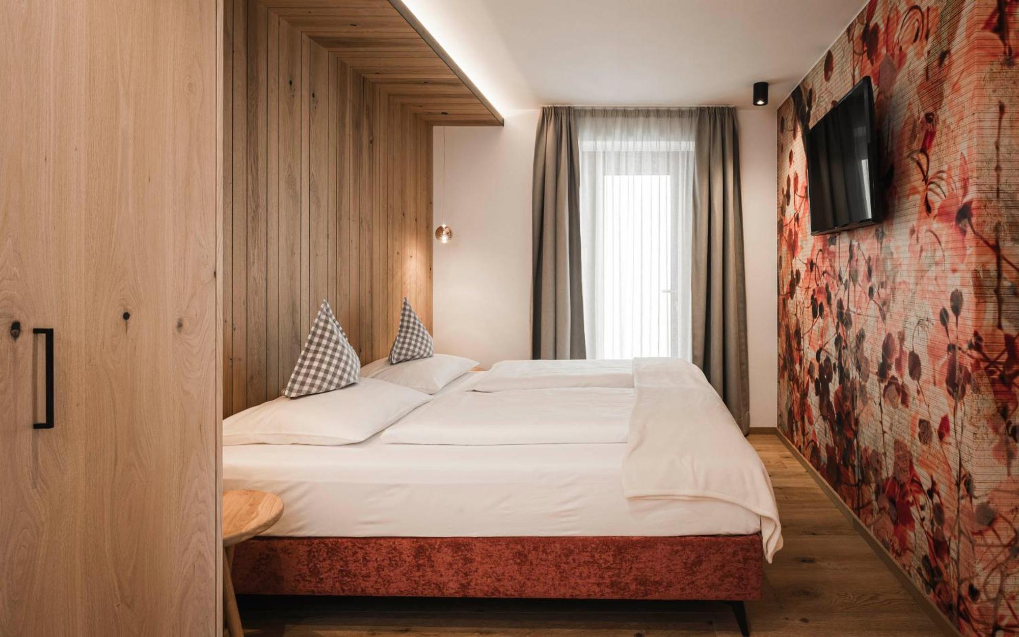 Pension Haus Tirol Лайон Екстериор снимка