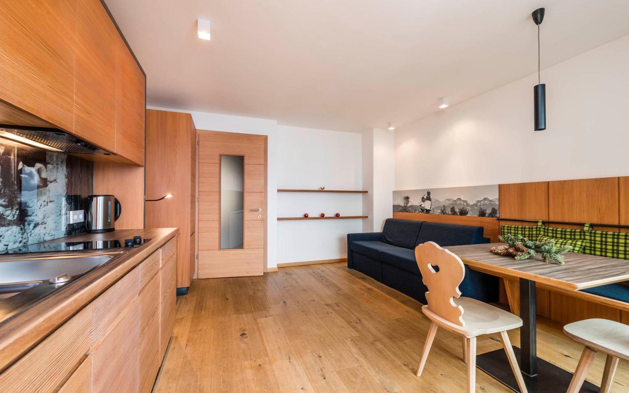 Pension Haus Tirol Лайон Екстериор снимка