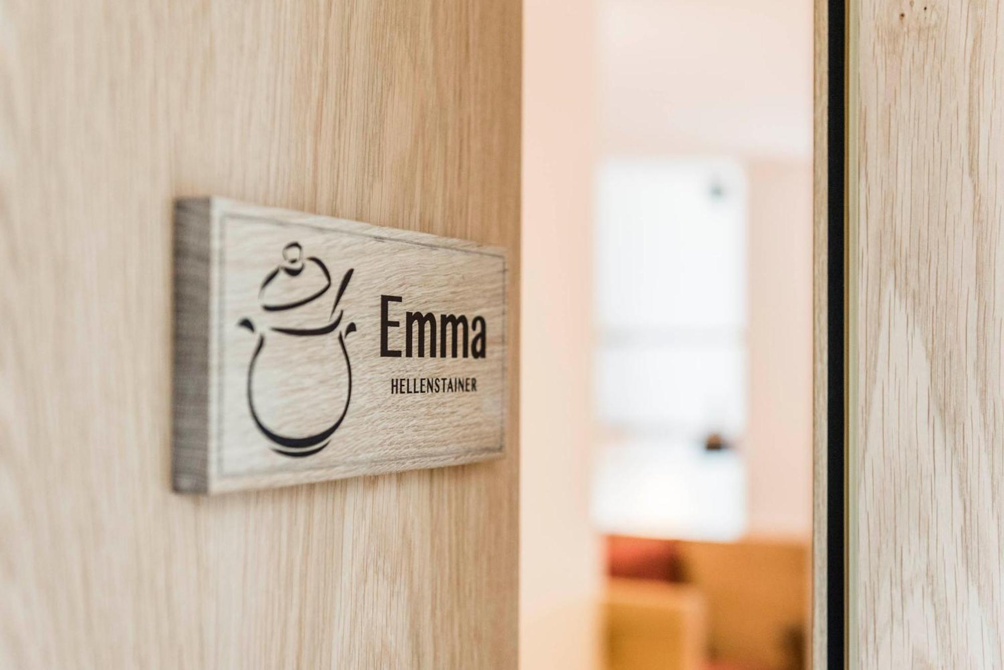 Pension Haus Tirol Лайон Екстериор снимка